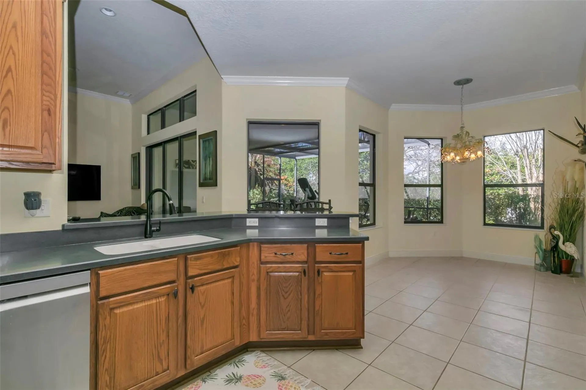 5203 Grove Manor Lady Lake FL 32159
