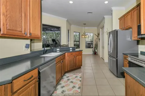 5203 Grove Manor Lady Lake FL 32159