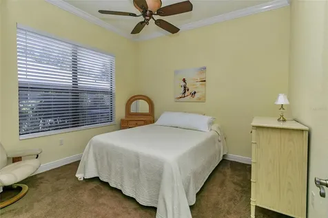 5203 Grove Manor Lady Lake FL 32159