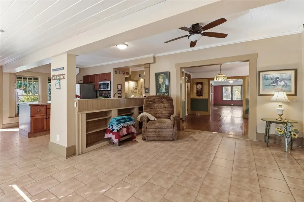 754 NE 2nd Avenue Crystal River FL 34428