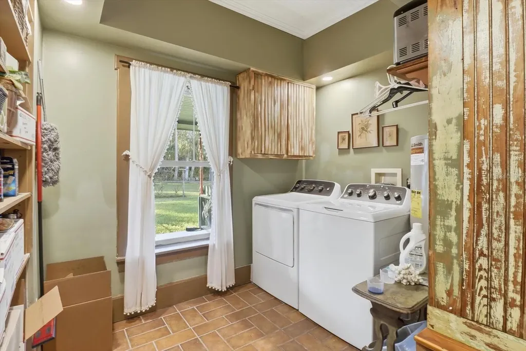 754 NE 2nd Avenue Crystal River FL 34428
