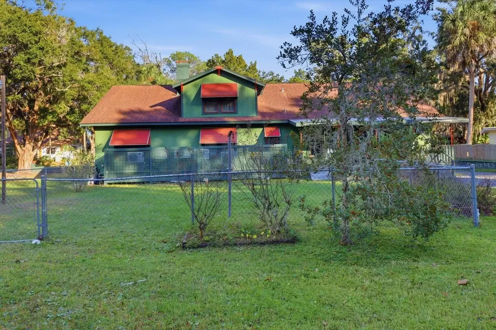 754 NE 2nd Avenue Crystal River FL 34428