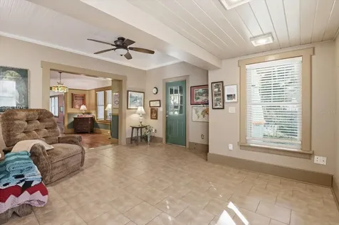 754 NE 2nd Avenue Crystal River FL 34428
