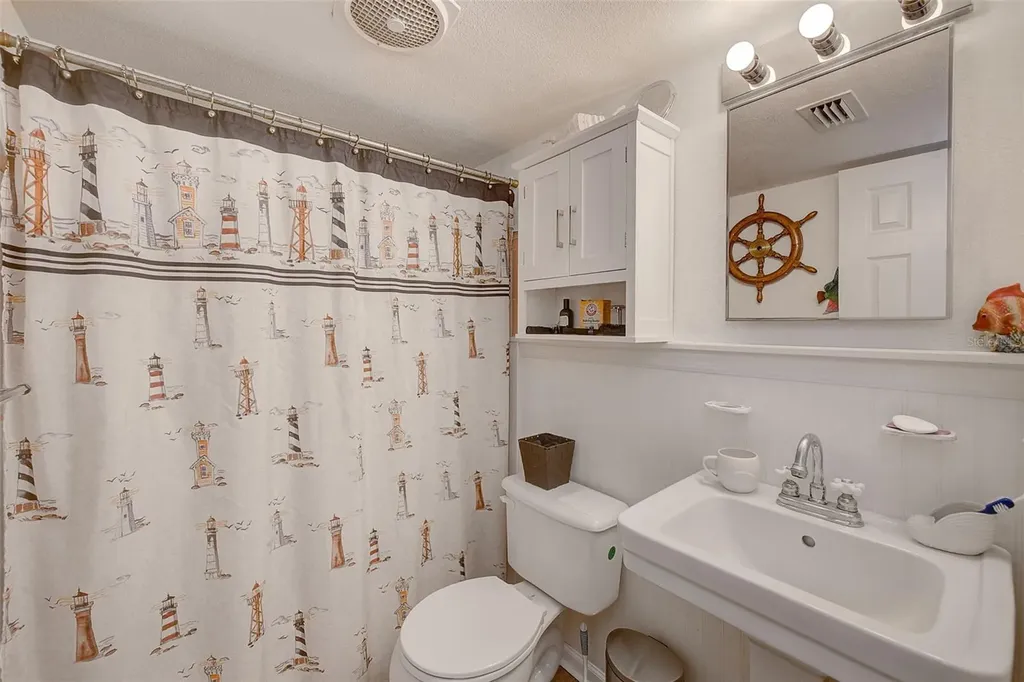 5664 40th Terrace N Kenneth City FL 33709