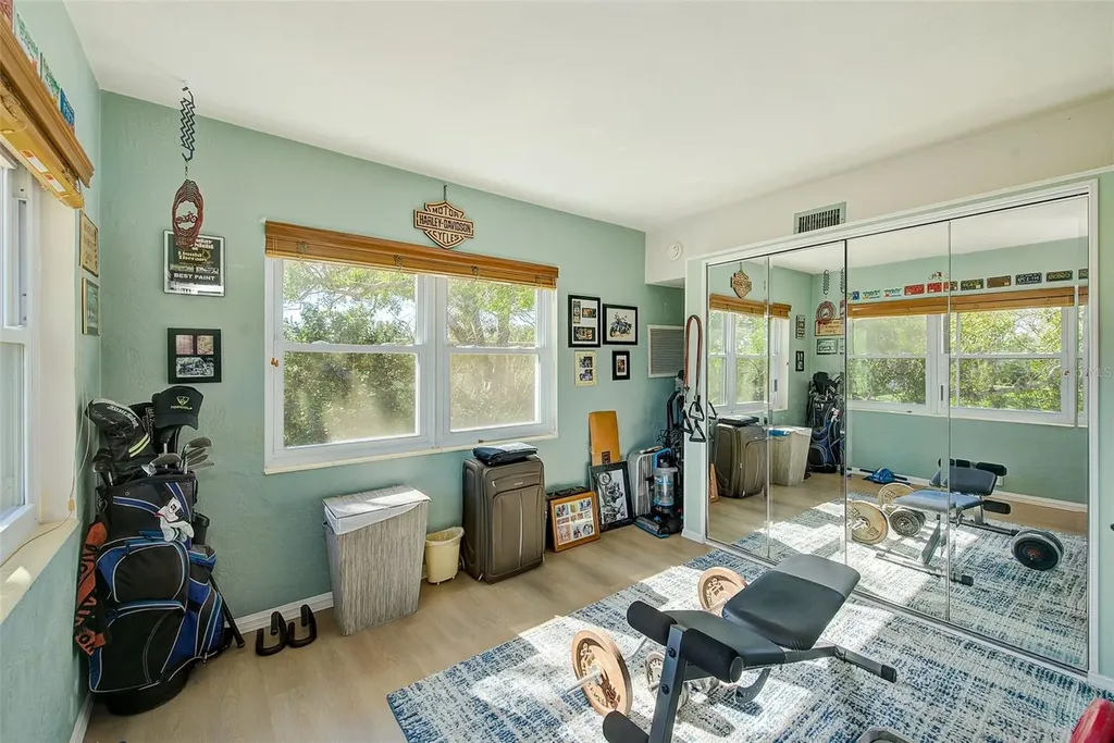 5664 40th Terrace N Kenneth City FL 33709