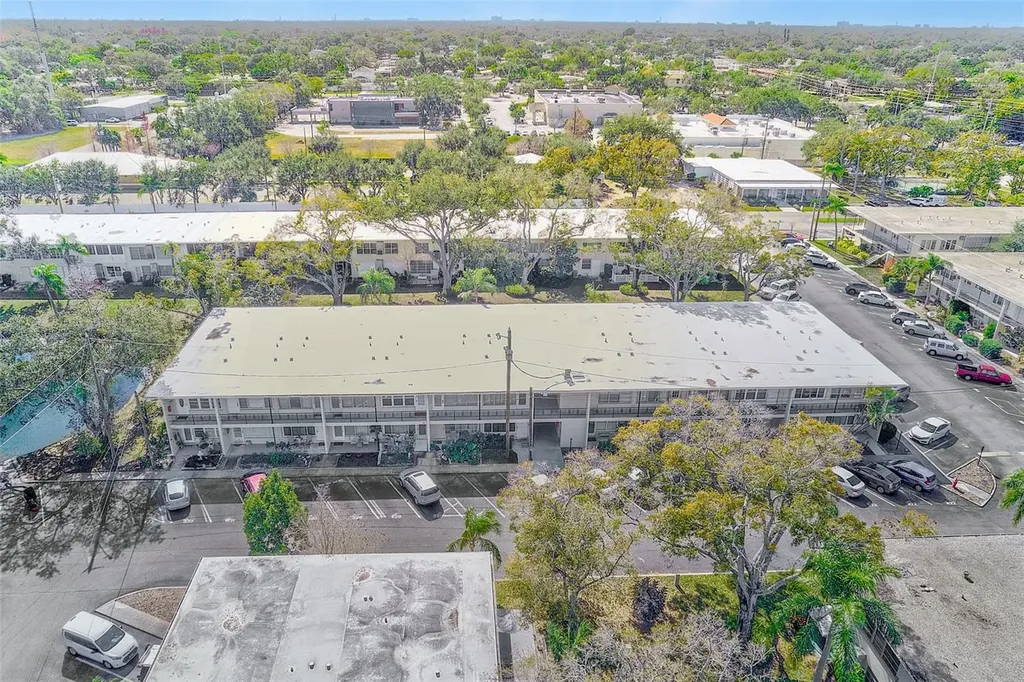 5664 40th Terrace N Kenneth City FL 33709