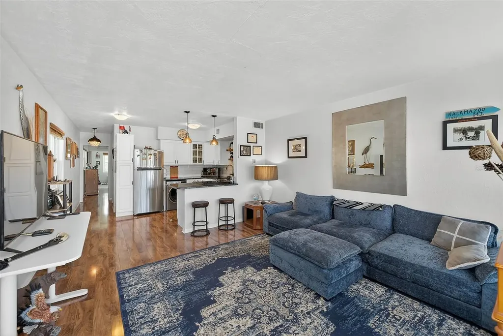 5664 40th Terrace N Kenneth City FL 33709