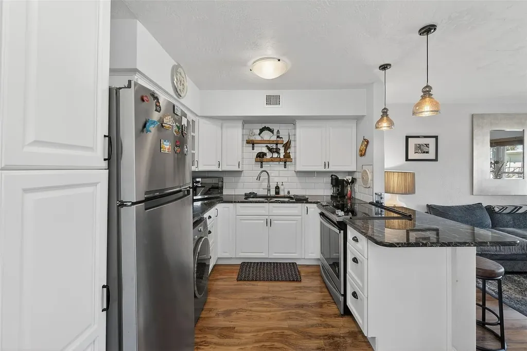 5664 40th Terrace N Kenneth City FL 33709