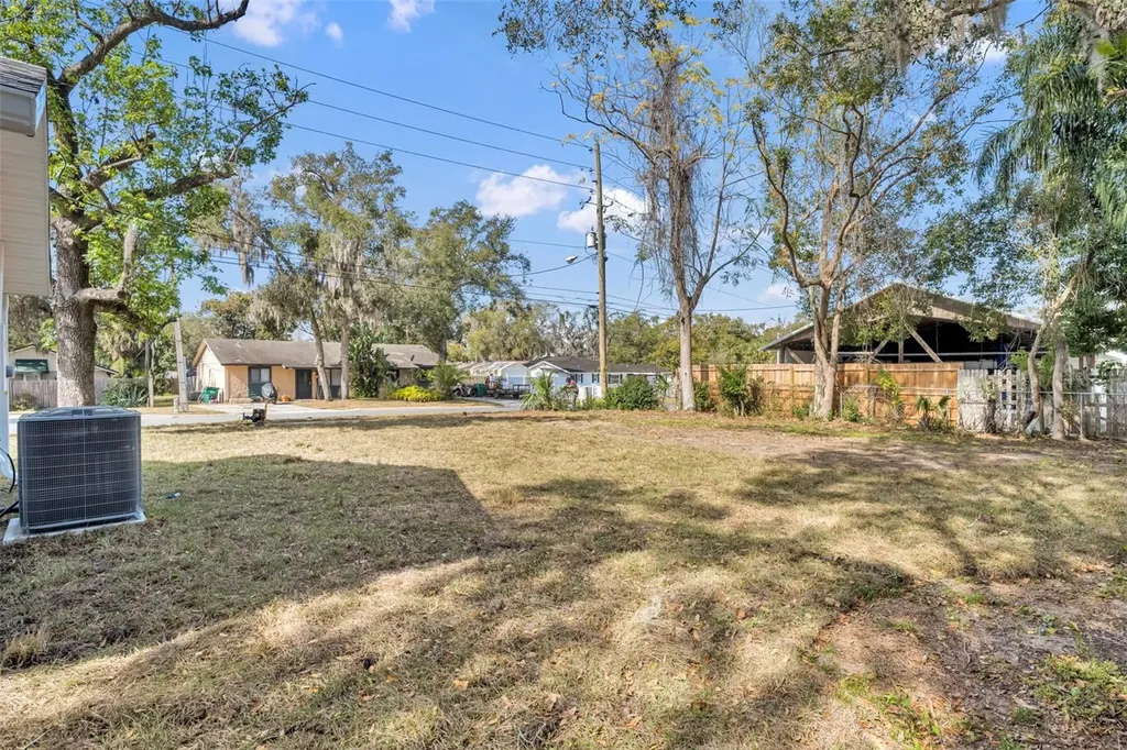 1303 Stowe Avenue Mount Dora FL 32757