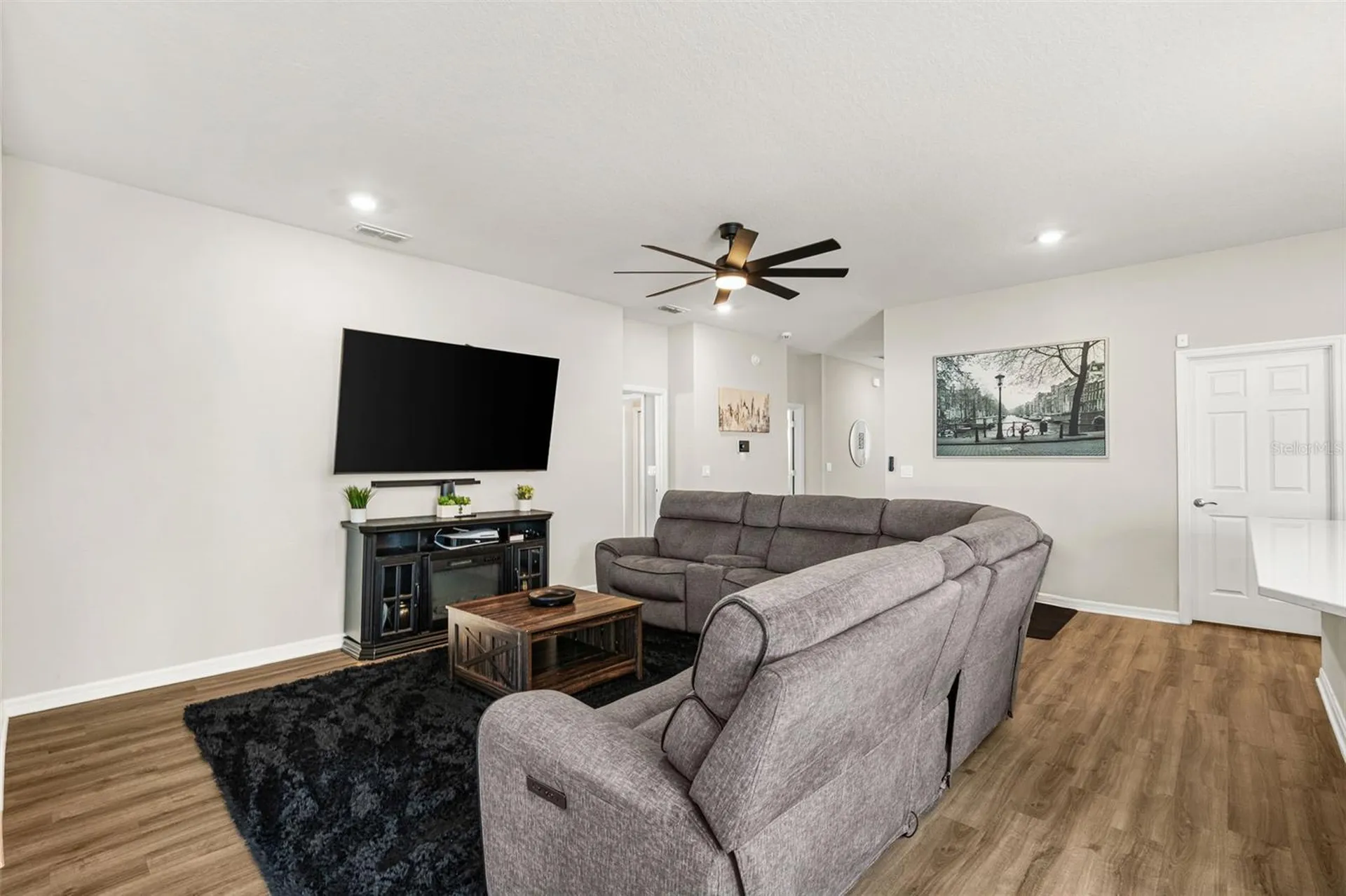 1056 Aruba Avenue Mulberry FL 33860
