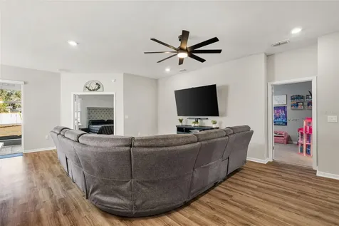 1056 Aruba Avenue Mulberry FL 33860