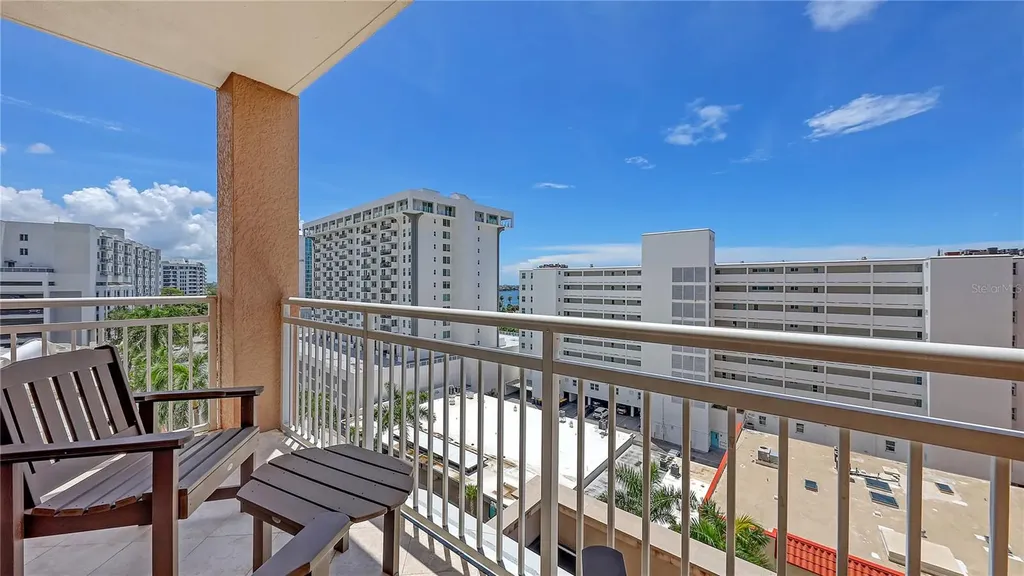 1350 Main Street Sarasota FL 34236