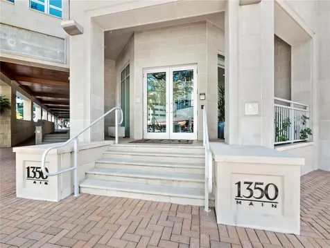 1350 Main Street Sarasota FL 34236