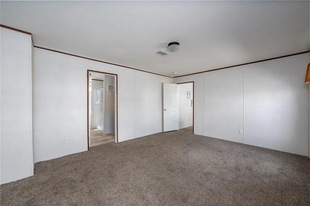 1119 NE County Road 125 Lawtey FL 32058