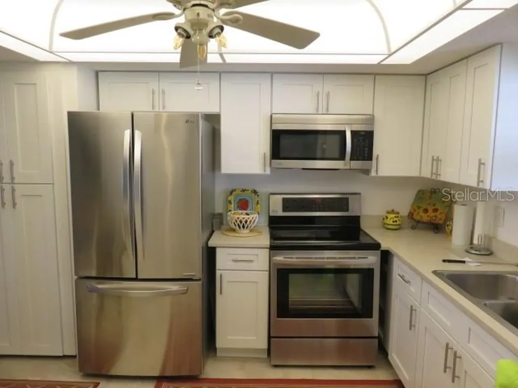 1400 1st Avenue W Bradenton FL 34205