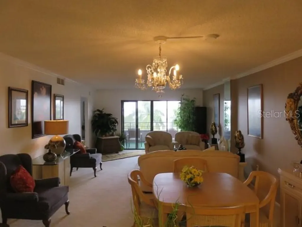 1400 1st Avenue W Bradenton FL 34205
