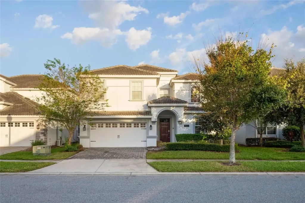 1513 Mulligan Boulevard Davenport FL 33896