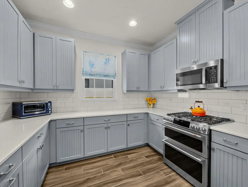 5444 Lampiasi Street Sarasota FL 34238