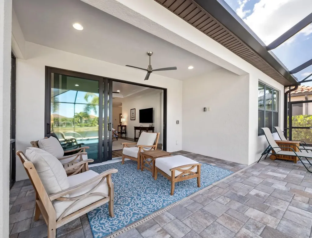 5444 Lampiasi Street Sarasota FL 34238