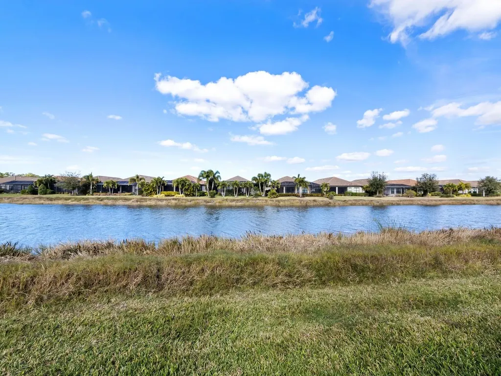 5444 Lampiasi Street Sarasota FL 34238