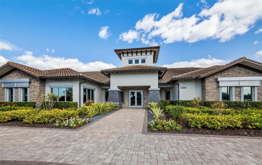 5444 Lampiasi Street Sarasota FL 34238