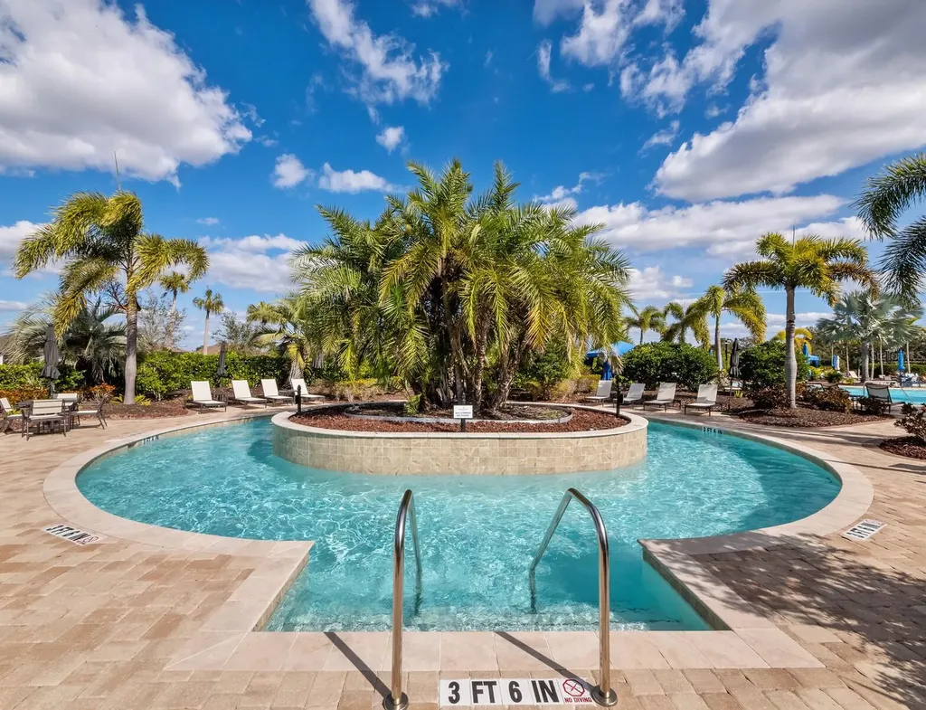 5444 Lampiasi Street Sarasota FL 34238