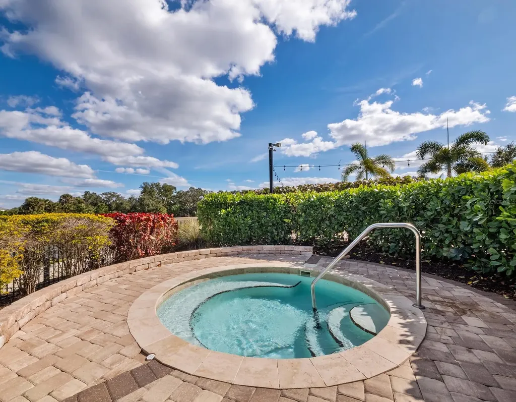 5444 Lampiasi Street Sarasota FL 34238