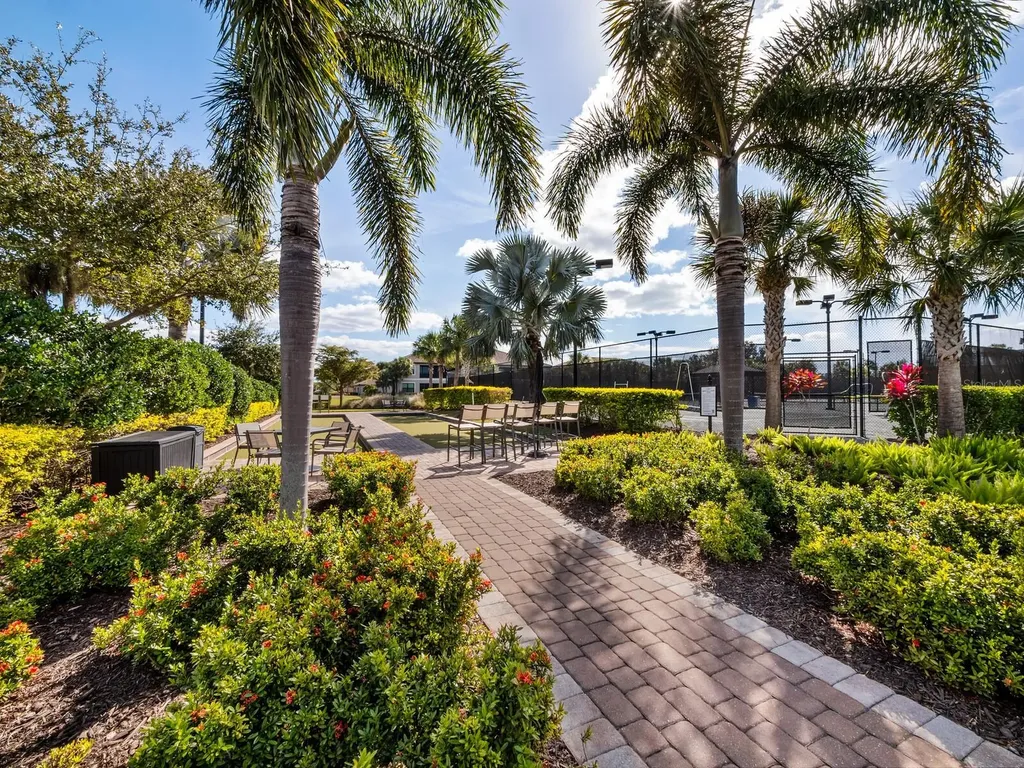 5444 Lampiasi Street Sarasota FL 34238
