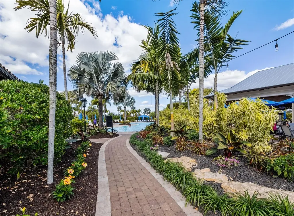 5444 Lampiasi Street Sarasota FL 34238