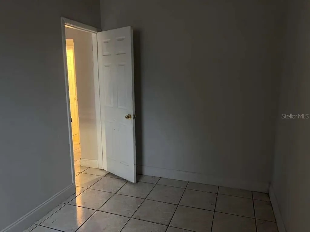 18020 NW 2nd Place Miami FL 33169