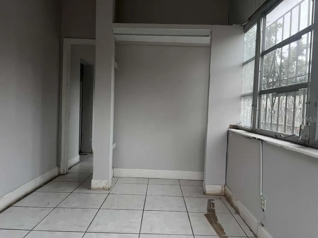 18020 NW 2nd Place Miami FL 33169