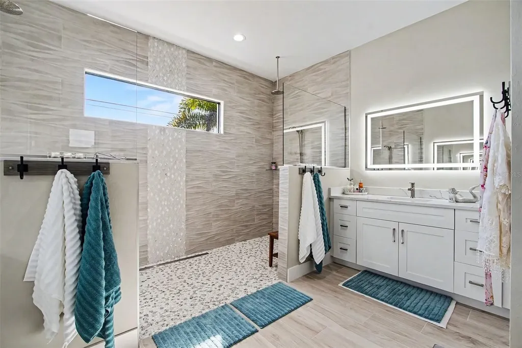 1213 SW 24th Street Cape Coral FL 33991