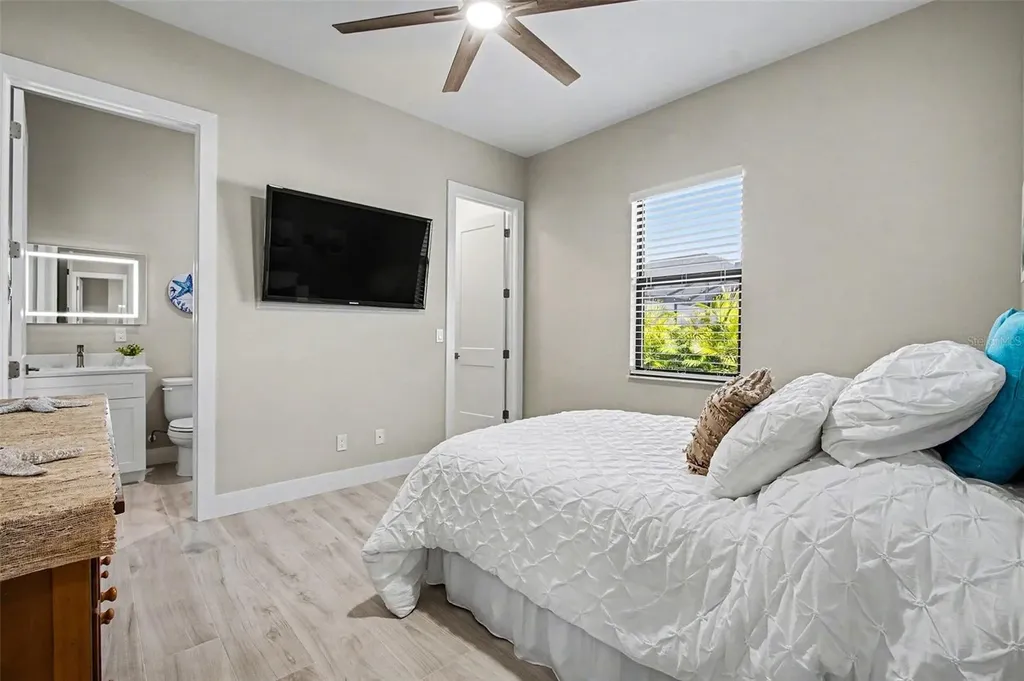 1213 SW 24th Street Cape Coral FL 33991