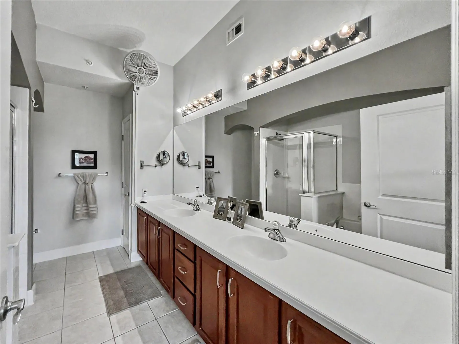 1230 Wright Circle Celebration FL 34747