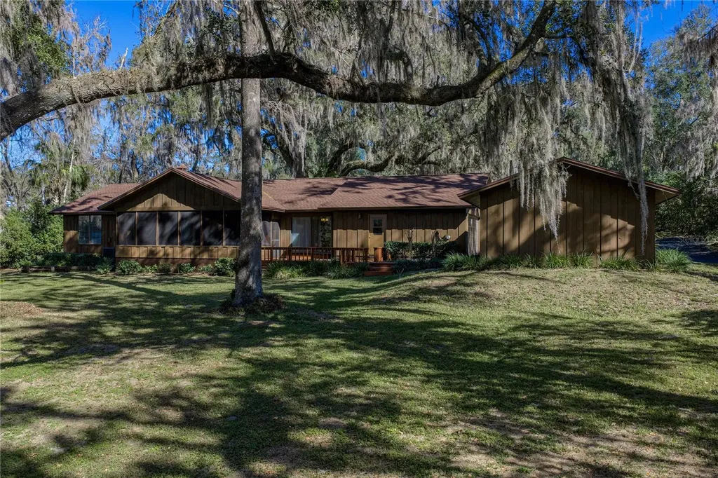 11045 Fort King Road Dade City FL 33525