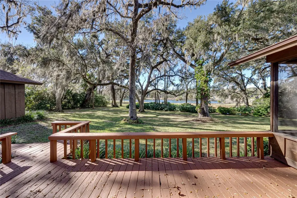11045 Fort King Road Dade City FL 33525
