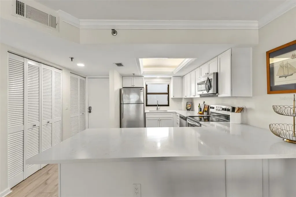 1001 Benjamin Franklin Drive Sarasota FL 34236