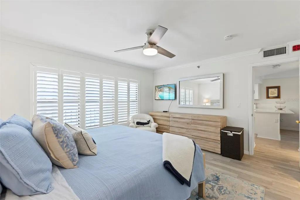 1001 Benjamin Franklin Drive Sarasota FL 34236