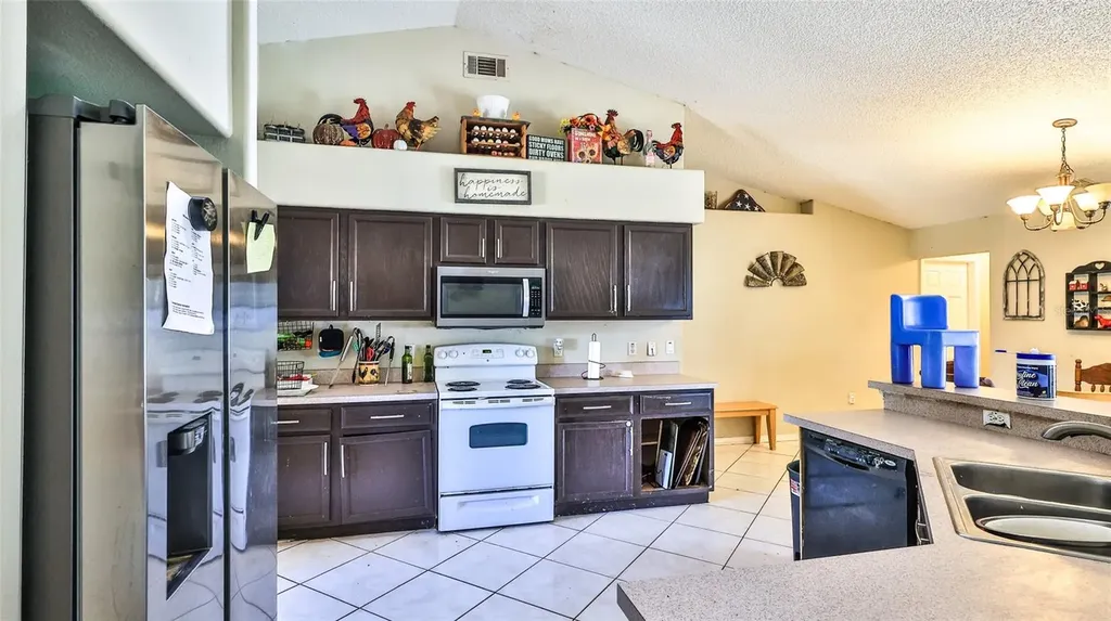 3076 Sky Street Deltona FL 32738