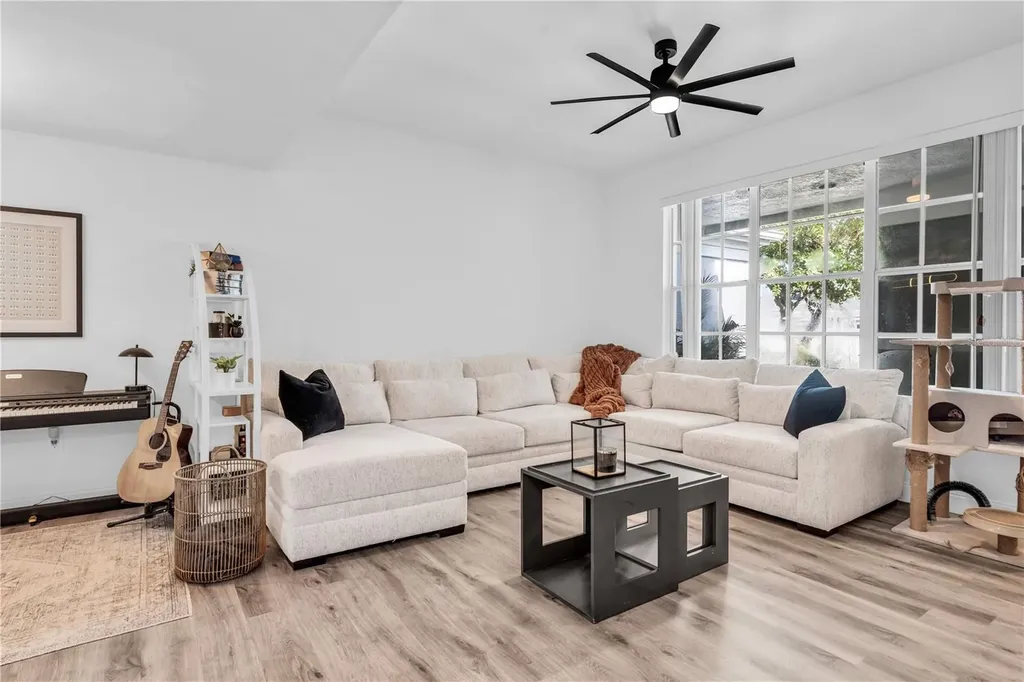 3825 Schoolhouse Road E Fort Myers FL 33916