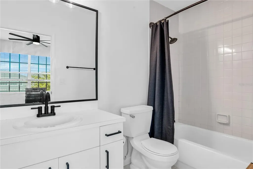 3825 Schoolhouse Road E Fort Myers FL 33916