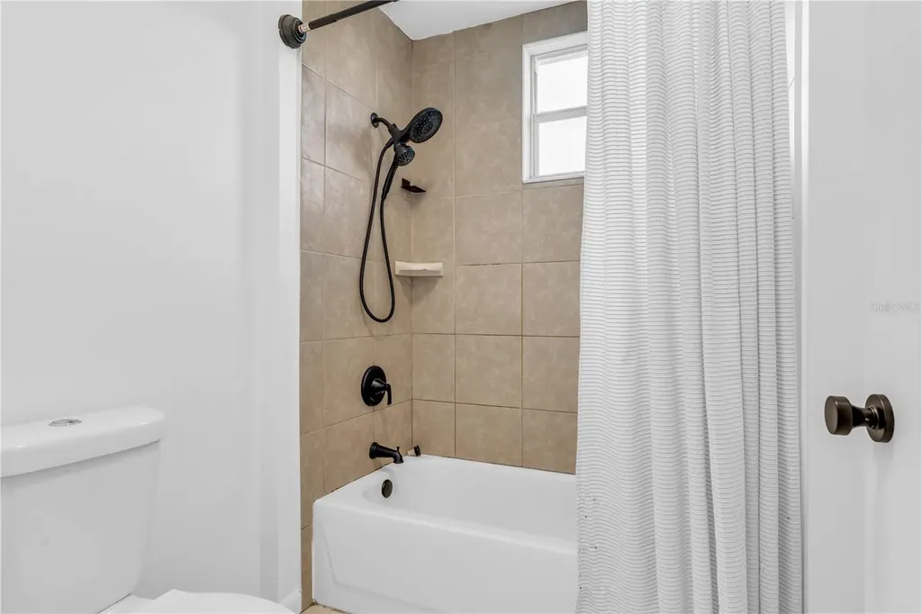 3825 Schoolhouse Road E Fort Myers FL 33916