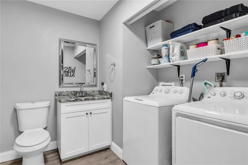 3825 Schoolhouse Road E Fort Myers FL 33916