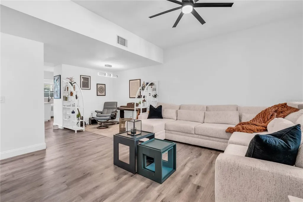 3825 Schoolhouse Road E Fort Myers FL 33916