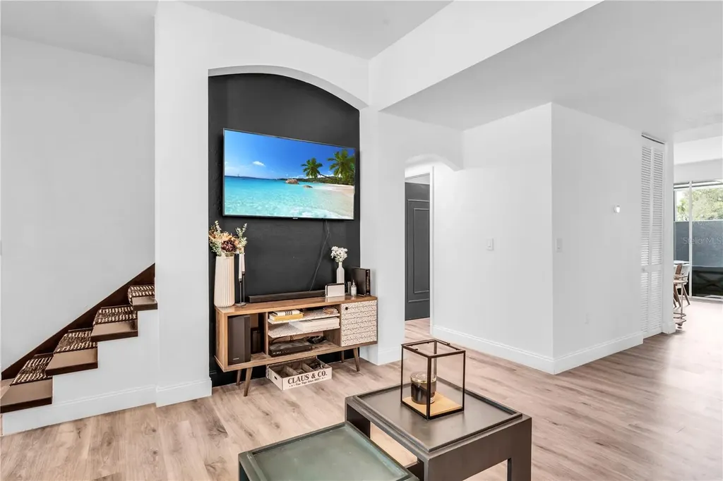 3825 Schoolhouse Road E Fort Myers FL 33916