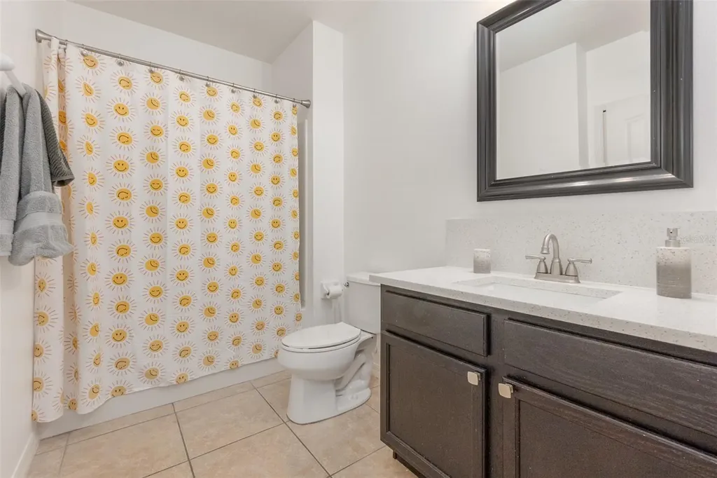 1569 Tamarind Road Davenport FL 33896