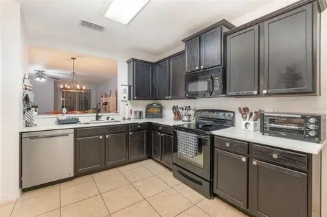 1569 Tamarind Road Davenport FL 33896