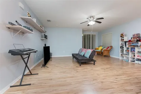 1569 Tamarind Road Davenport FL 33896