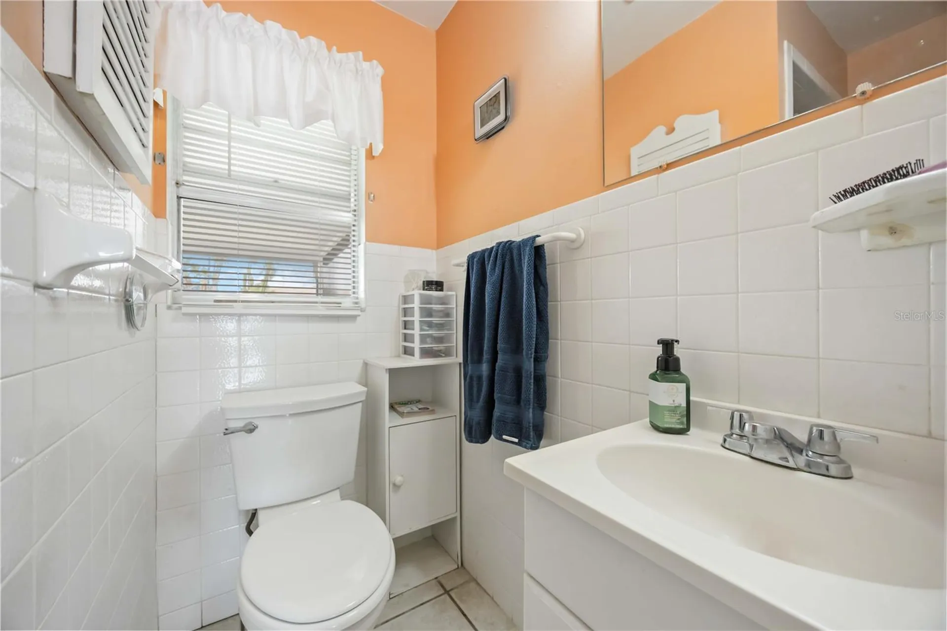 3801 Chinaberry Bradenton FL 34208