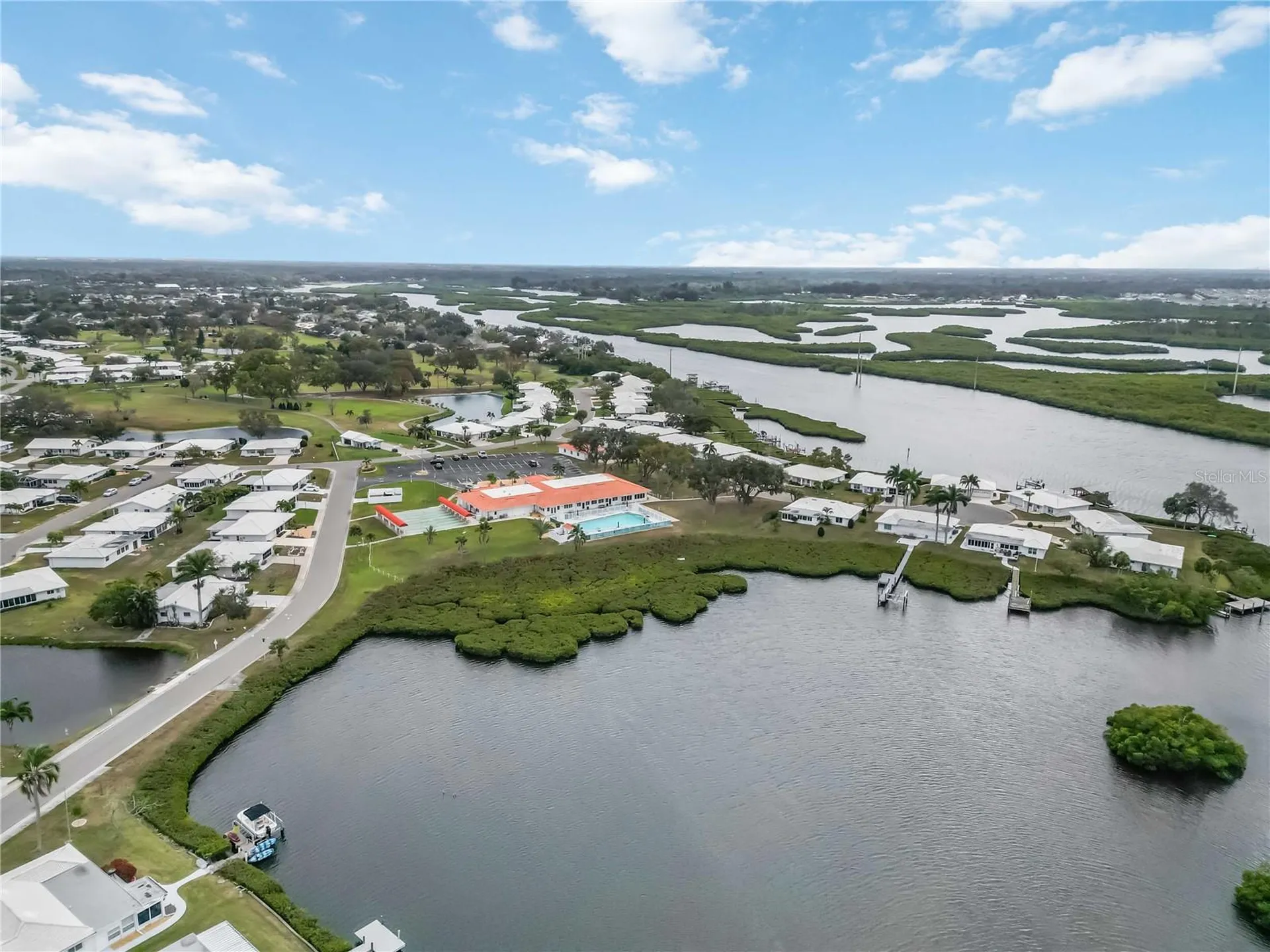 3801 Chinaberry Bradenton FL 34208